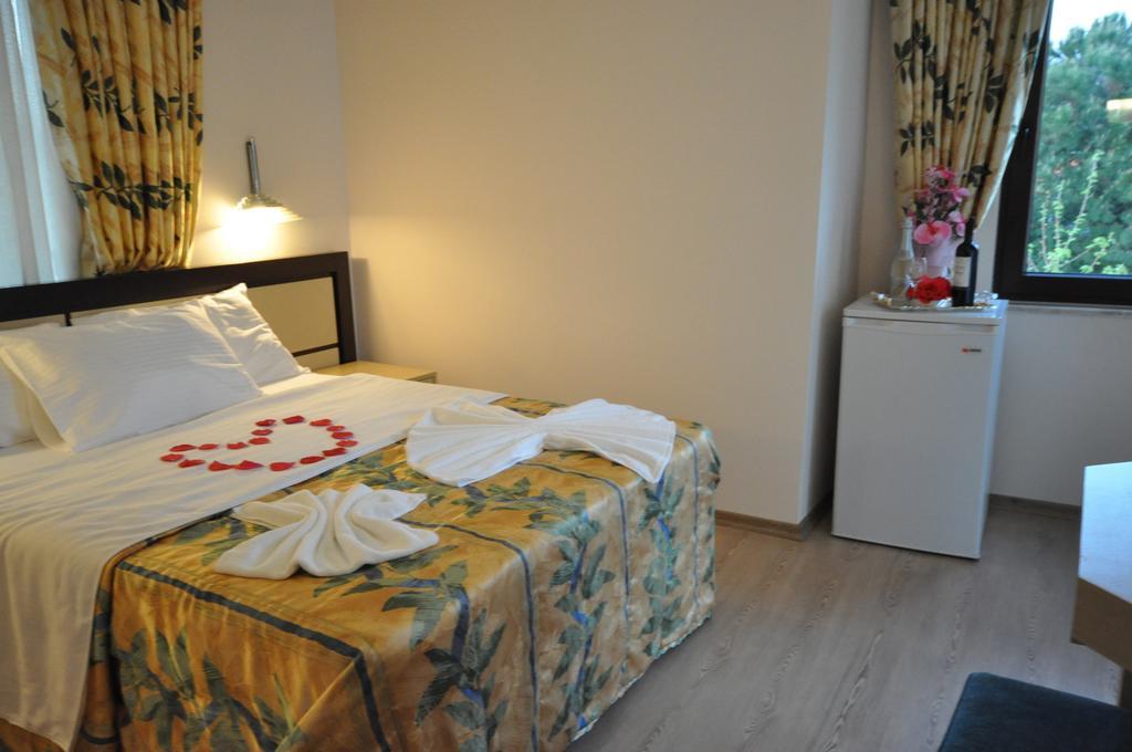Fethiye Park Hotel Oludeniz Exterior photo